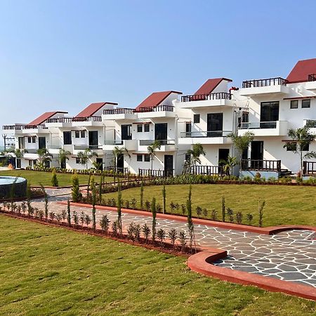 Baywatch Resort Bhogave Beach Vengurla Экстерьер фото