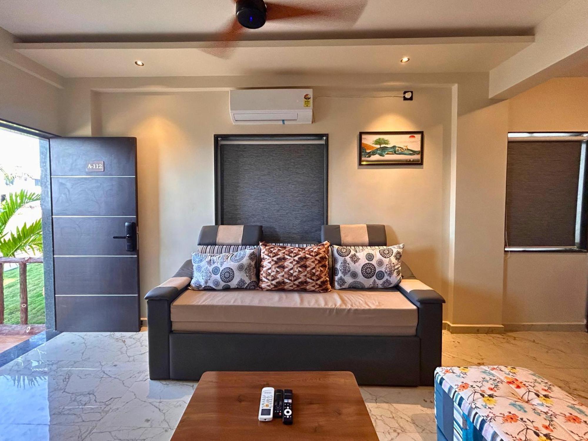 Baywatch Resort Bhogave Beach Vengurla Экстерьер фото